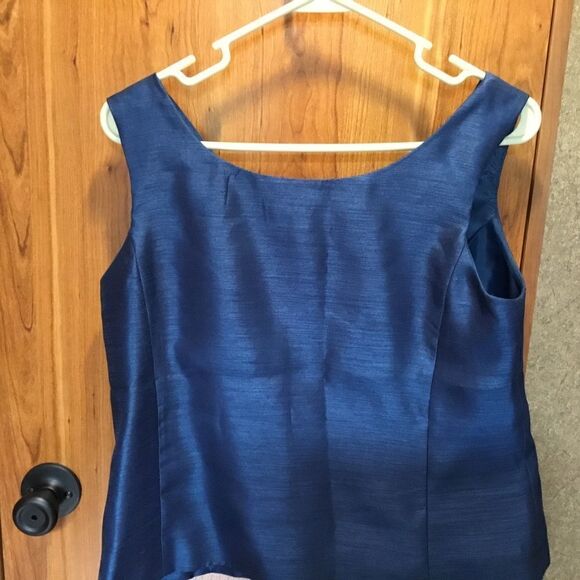 Kasper Brand Women’s Size 12 Sleeveless Suit Top with Side Zipper - Picture 2 of 5